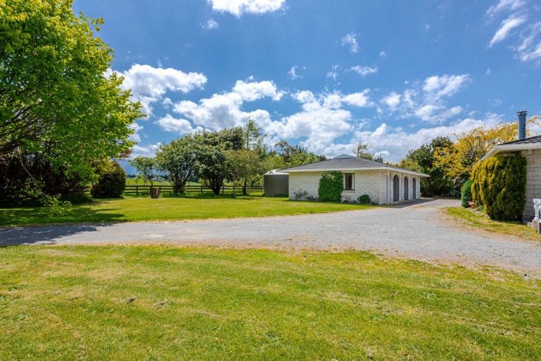 Photo of property in 292 Tamaki River Road, Dannevirke, 4972