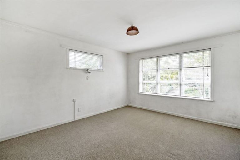 Photo of property in 55 Williamson Avenue, Belmont, Auckland, 0622