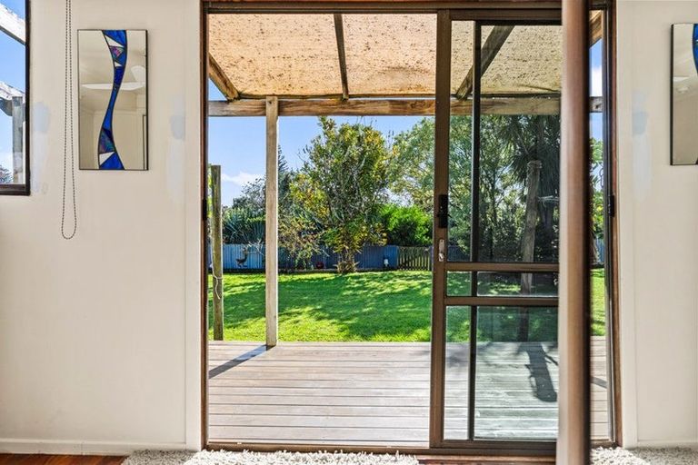 Photo of property in 31 Bream Bay Drive, Ruakaka, 0116