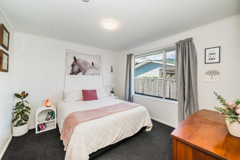 Photo of property in 27a Matai Street, Waikanae, 5036