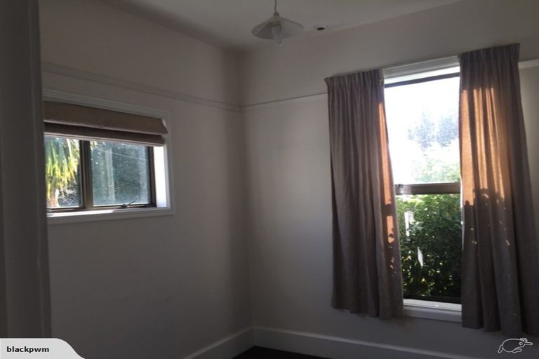 Photo of property in 1 Domain Terrace, Spreydon, Christchurch, 8024