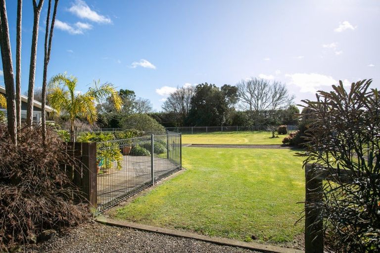Photo of property in 10 Broadmeadows Road, Pukemoremore, Hamilton, 3493
