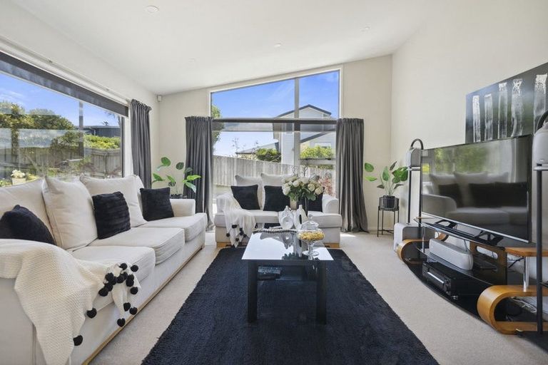 Photo of property in 44 Mo Street, Camborne, Porirua, 5026