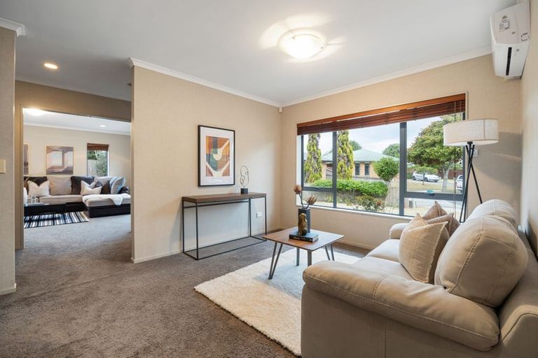 Photo of property in 35 Milbrook Place, Chartwell, Hamilton, 3210