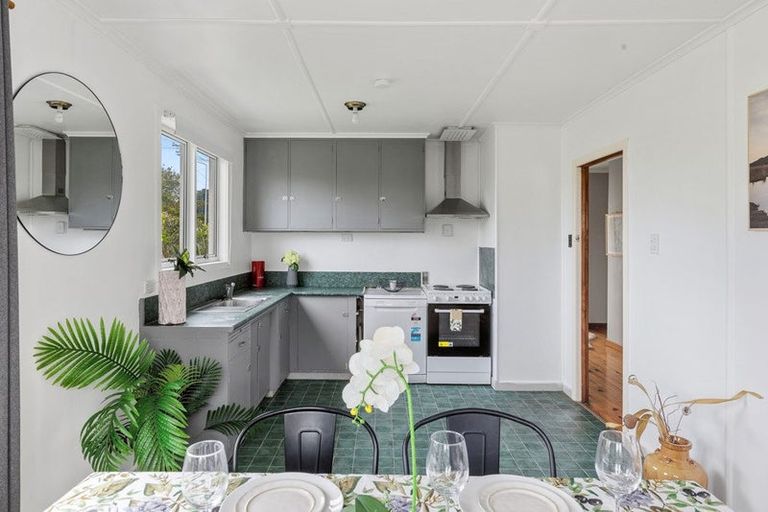 Photo of property in 60 Port Albert Road, Wellsford, 0900
