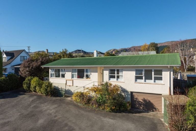 Photo of property in 2 Cautley Street, Richmond, 7020