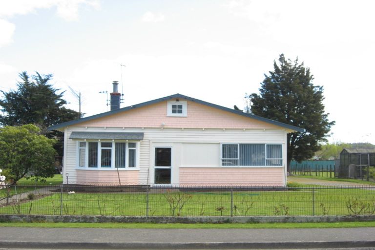 Photo of property in 21 Daniell Street, Bulls, 4818