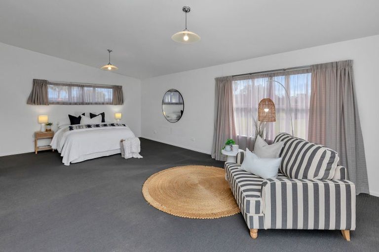 Photo of property in 152d One Tree Point Road, One Tree Point, 0118