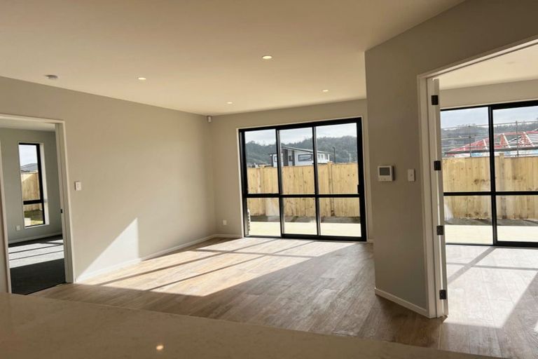 Photo of property in 7 Paihere Street, Huapai, Kumeu, 0810