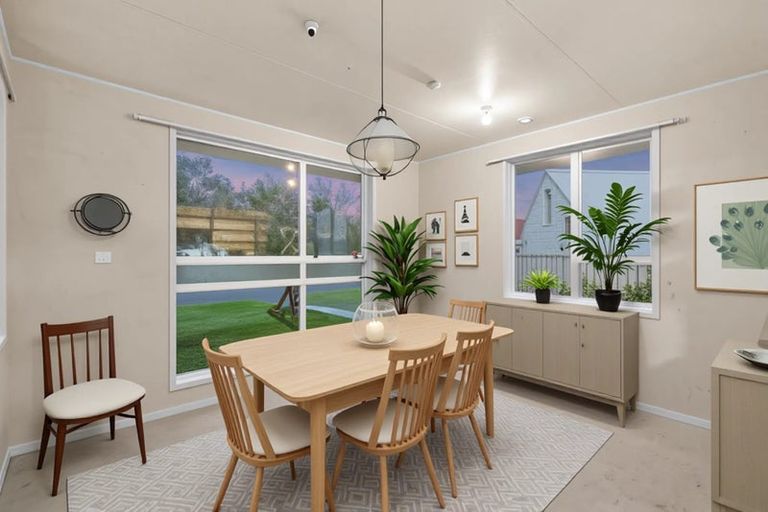 Photo of property in 21 Rountree Place, Conifer Grove, Takanini, 2112