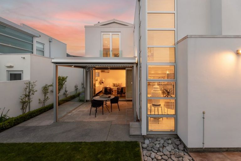 Photo of property in 3 Church Lane, Merivale, Christchurch, 8014