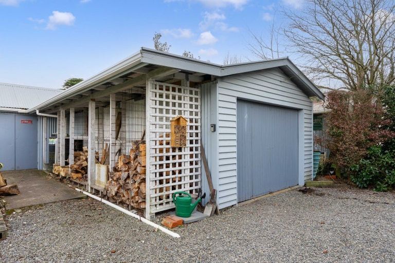 Photo of property in 26 South Featherston Road, South Featherston, Featherston, 5771
