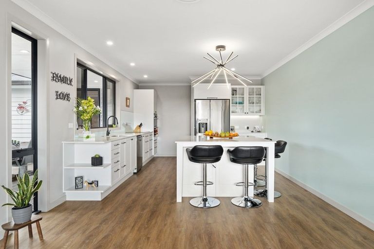 Photo of property in 7 Nelson Lane, Omokoroa, 3114