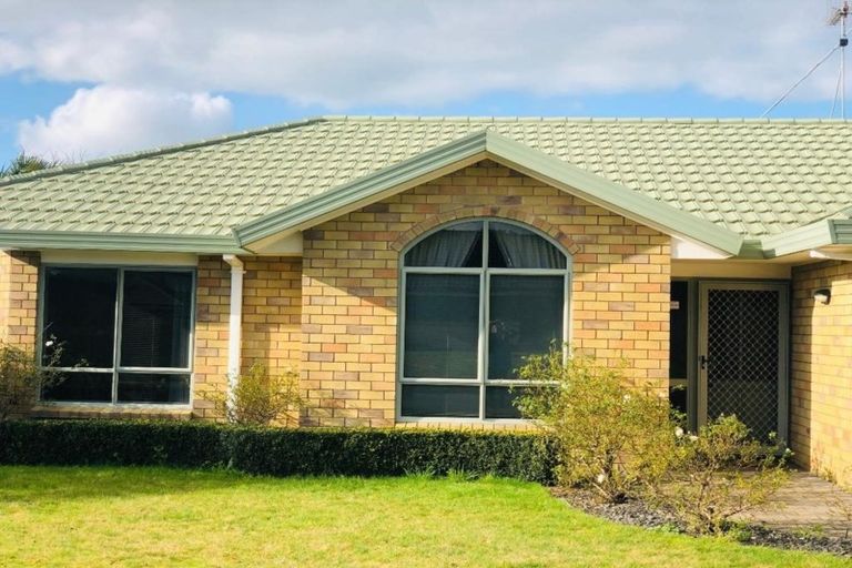 Photo of property in 3 Mews Place, Forest Lake, Hamilton, 3200