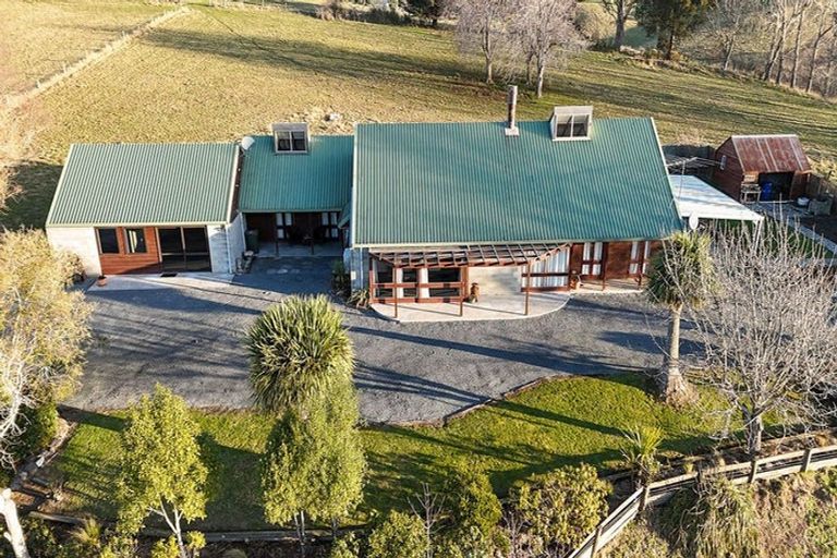 Photo of property in 18 Michies Road, Balclutha, 9230