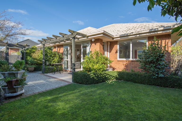 Photo of property in 2/59 Brodie Street, Ilam, Christchurch, 8041