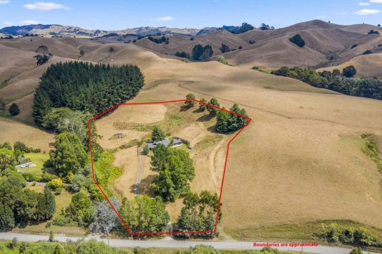 Photo of property in 712 Tahekeroa Road, Tahekeroa, Kaukapakapa, 0873