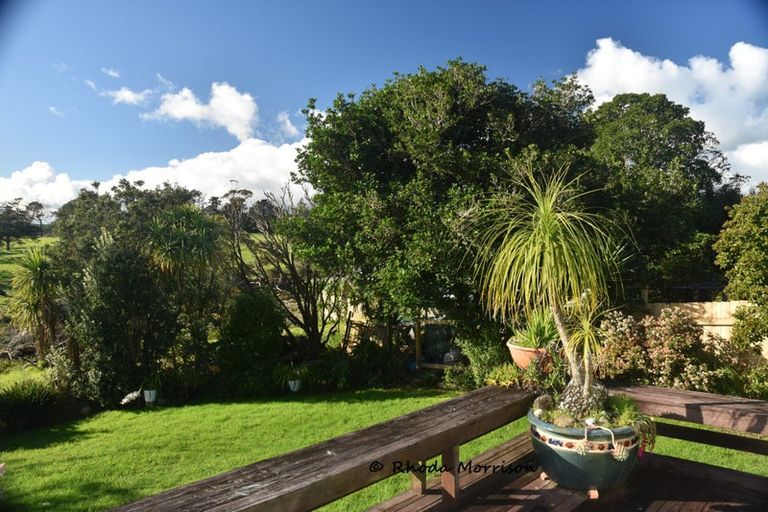 Photo of property in 46 Sandy Beach Road, Tinopai, Matakohe, 0593