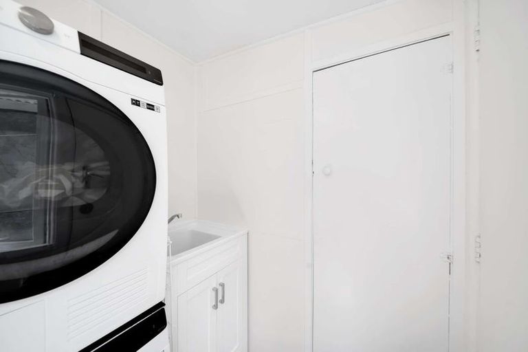 Photo of property in 8a Clyde Street, Oamaru North, Oamaru, 9400