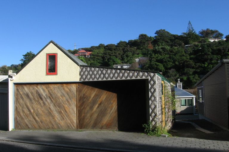 Photo of property in 51 Cluny Road, Plimmerton, Porirua, 5026