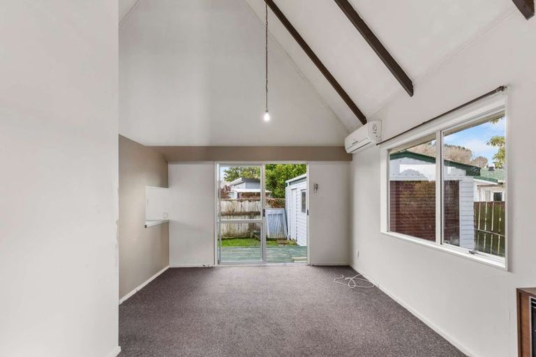 Photo of property in 30b Newton Place, Westbrook, Palmerston North, 4412