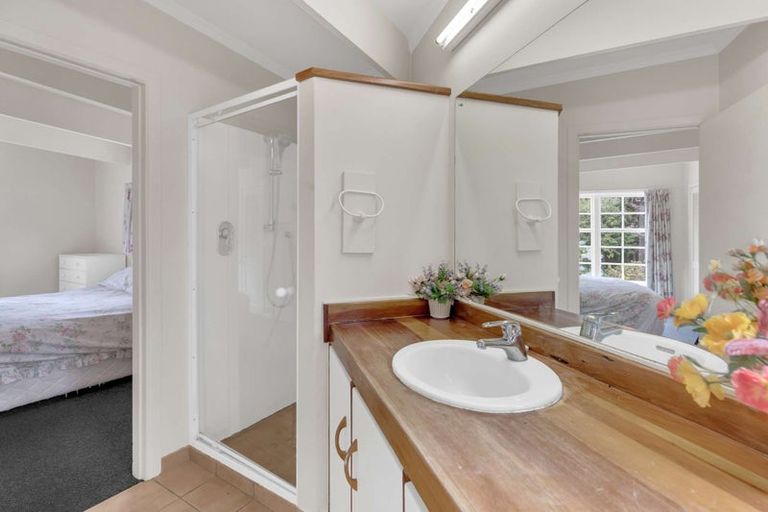 Photo of property in 10a Kings Drive, Levin, 5510