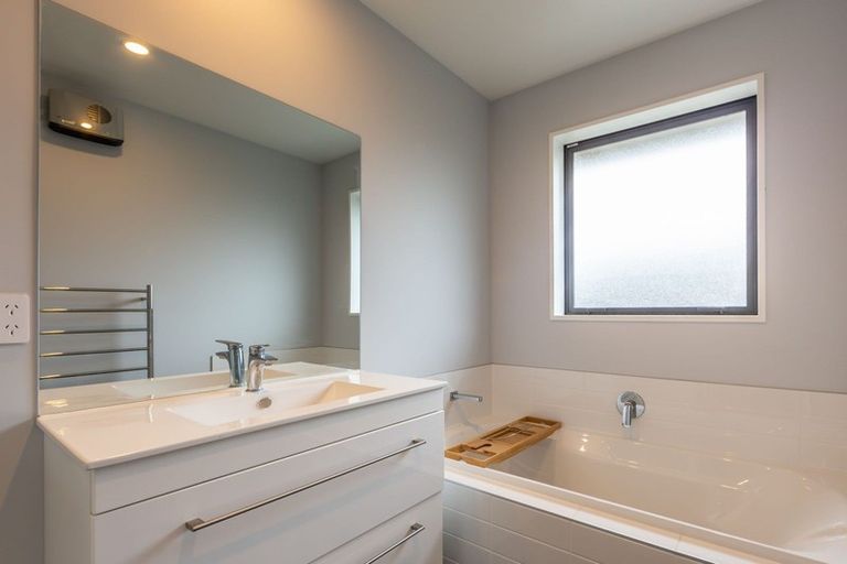 Photo of property in 6 Nicolau Avenue, Rolleston, 7615