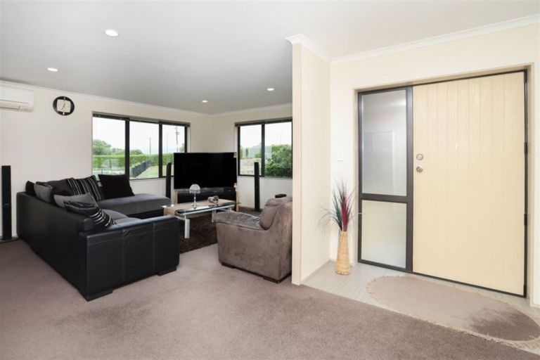 Photo of property in 11b Sharaleigh Place, Grandview Heights, Hamilton, 3200