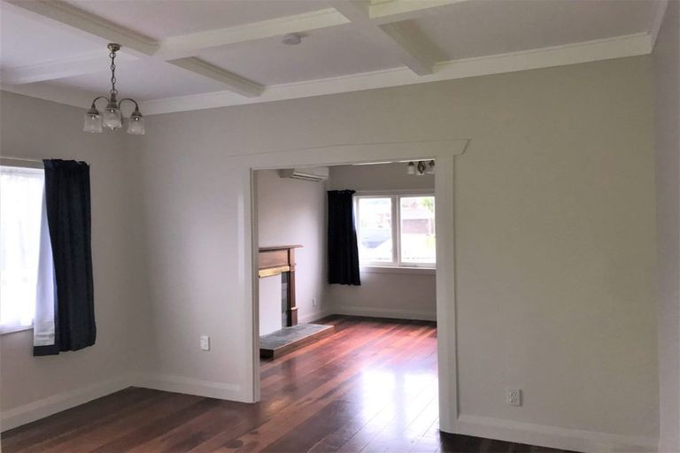 Photo of property in 33 Park Avenue, Papatoetoe, Auckland, 2025