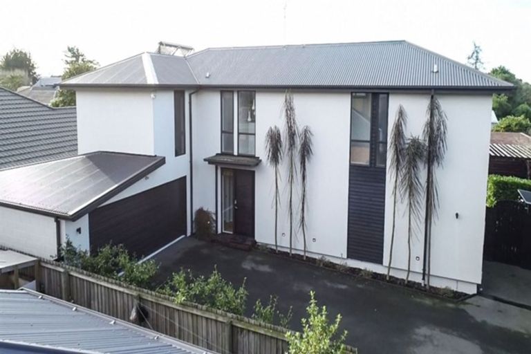 Photo of property in 6a Sawyers Arms Road, Northcote, Christchurch, 8052