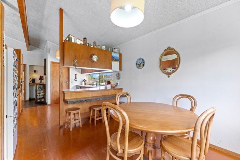 Photo of property in 57 Stanley Avenue, Milford, Auckland, 0620