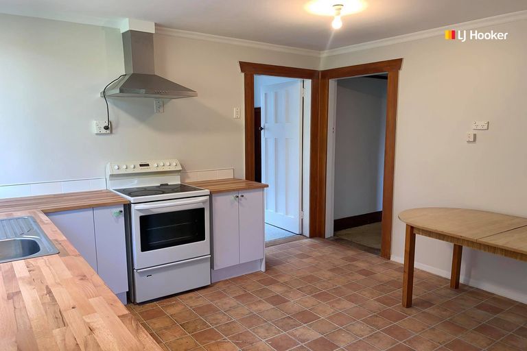 Photo of property in 43 Sydney Street, Caversham, Dunedin, 9011