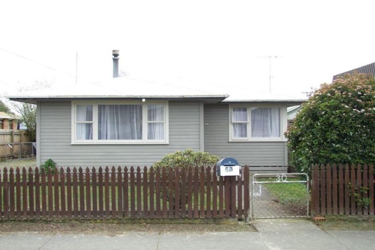 Photo of property in 30 Johnson Street, Milton, 9220