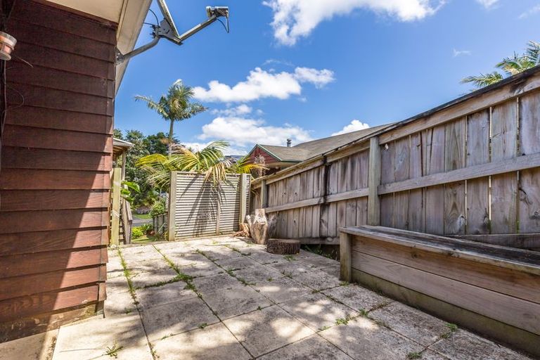 Photo of property in 7a Sailfish Drive, West Harbour, Auckland, 0618