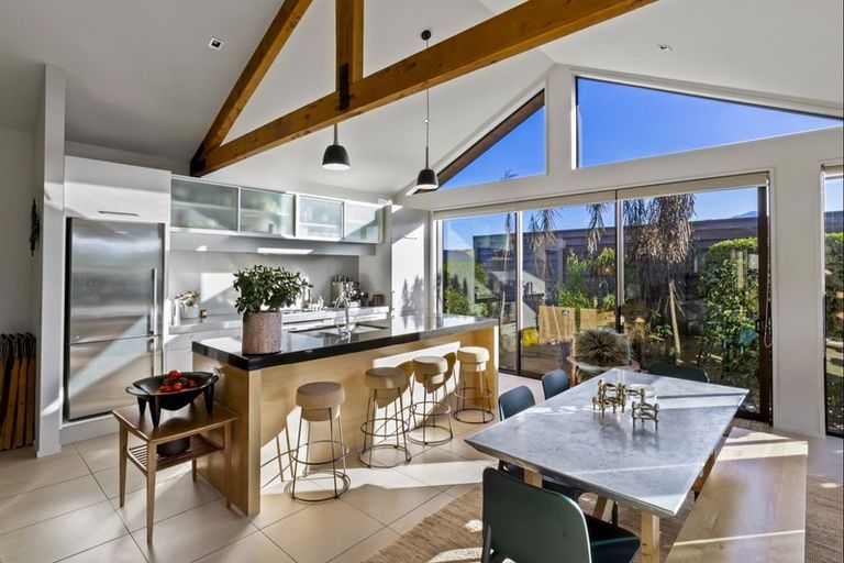 Photo of property in 34 Rannoch Drive, Jacks Point, Queenstown, 9371