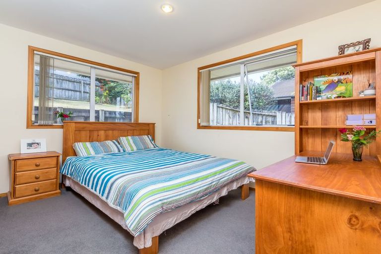 Photo of property in 7a Sailfish Drive, West Harbour, Auckland, 0618