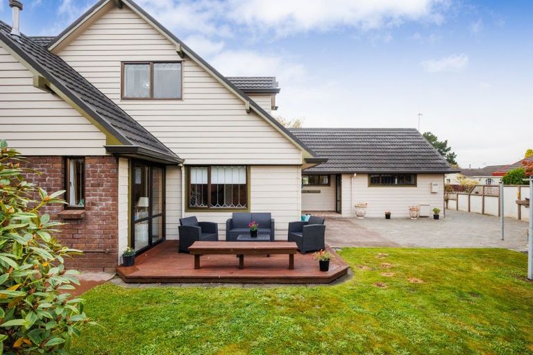 Photo of property in 14 Willowbank Crescent, Feilding, 4702