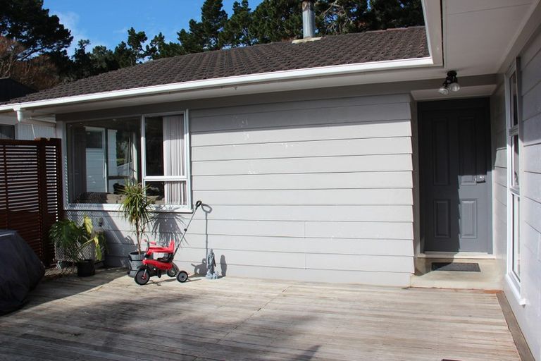 Photo of property in 14 Regency Place, Sunnynook, Auckland, 0632