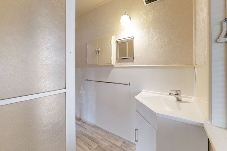 Photo of property in 5 Goodson Place, Hawera, 4610