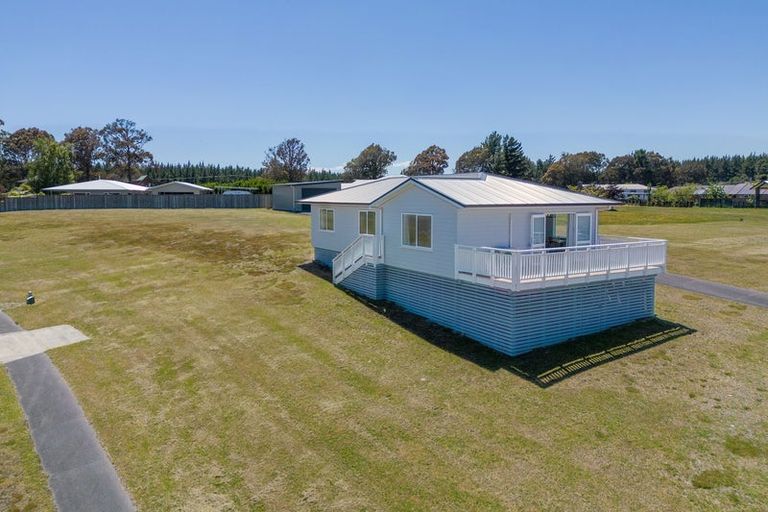 Photo of property in 2 Wai Kite Kite Place, Motuoapa, 3382