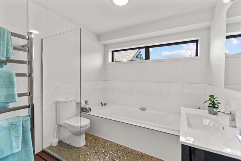 Photo of property in 3 Pinot Crescent, Ohau, Levin, 5570