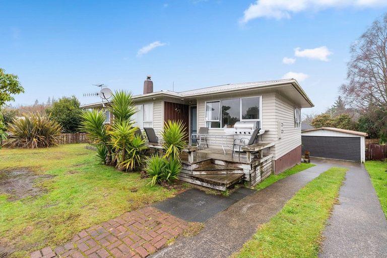 Photo of property in 58 Alison Street, Mangakakahi, Rotorua, 3015