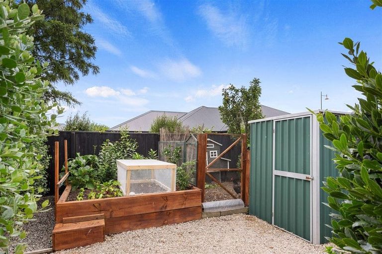 Photo of property in 15 Saddleback Green, Halswell, Christchurch, 8025