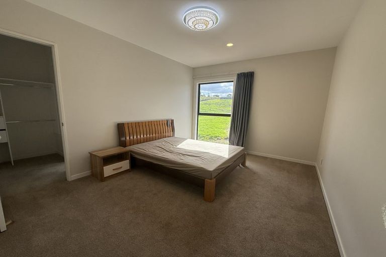 Photo of property in 80a Vaughans Road, Long Bay, Albany, 0792