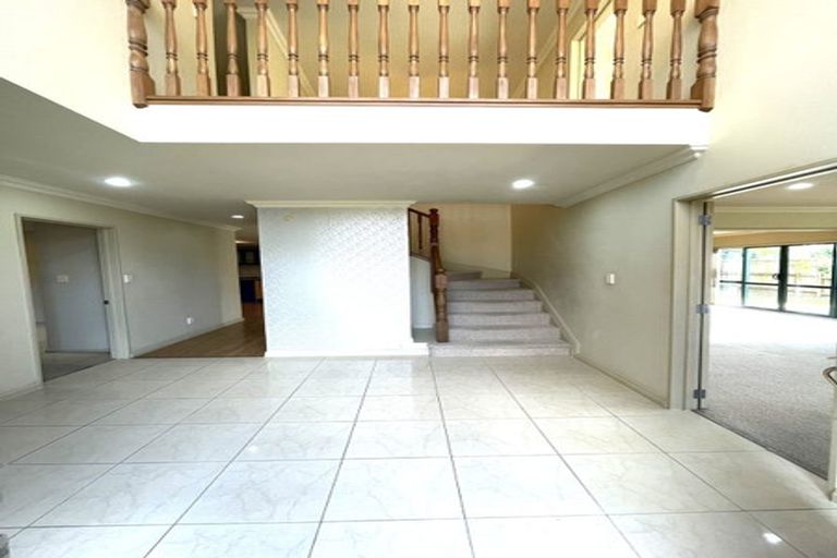 Photo of property in 111 Hugh Green Drive, Pinehill, Auckland, 0632