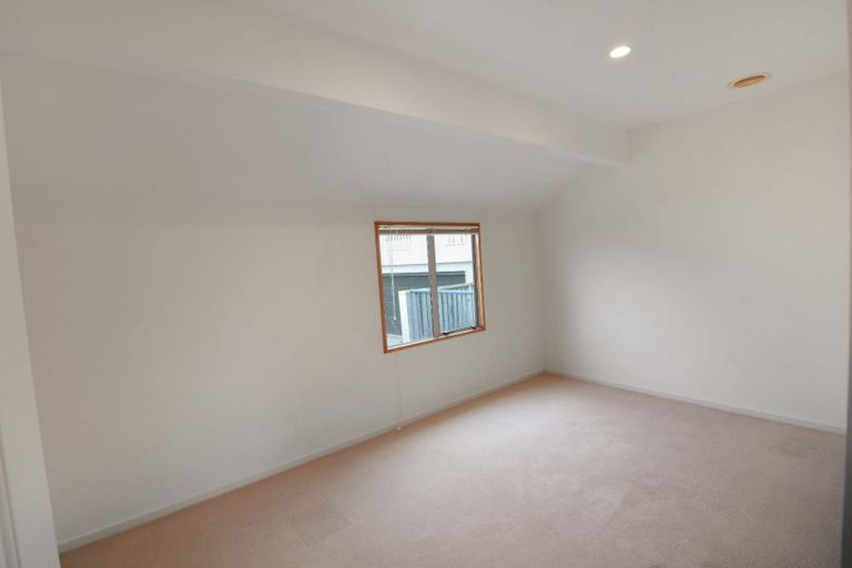 Photo of property in 12a Imran Terrace, Khandallah, Wellington, 6035