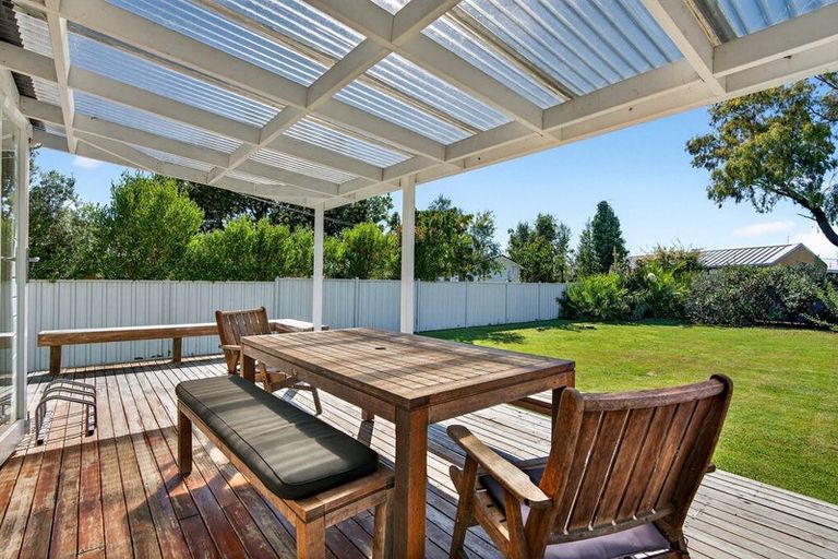 Photo of property in 51 Weld Street, Martinborough, 5711