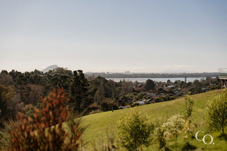 Photo of property in 45 Te Auhi Way, Welcome Bay, Tauranga, 3112