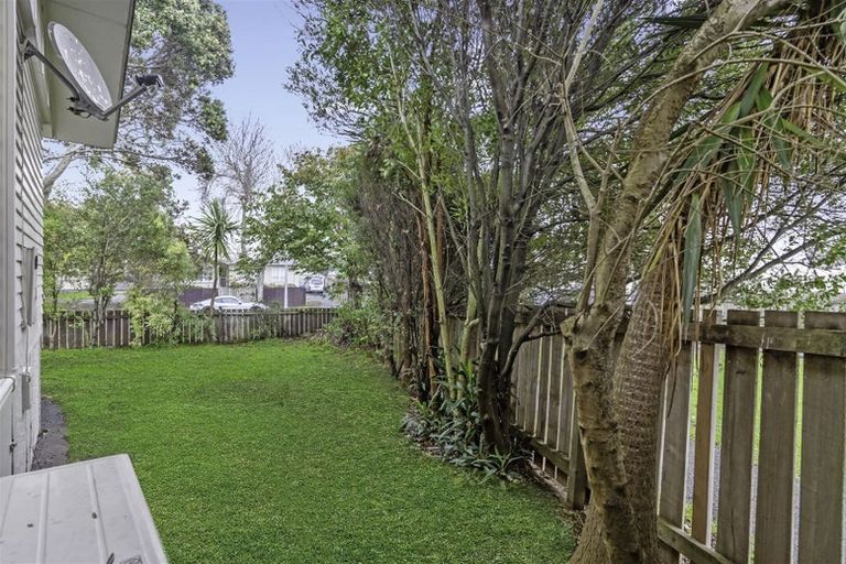 Photo of property in 34 Brentford Place, Manurewa, Auckland, 2102