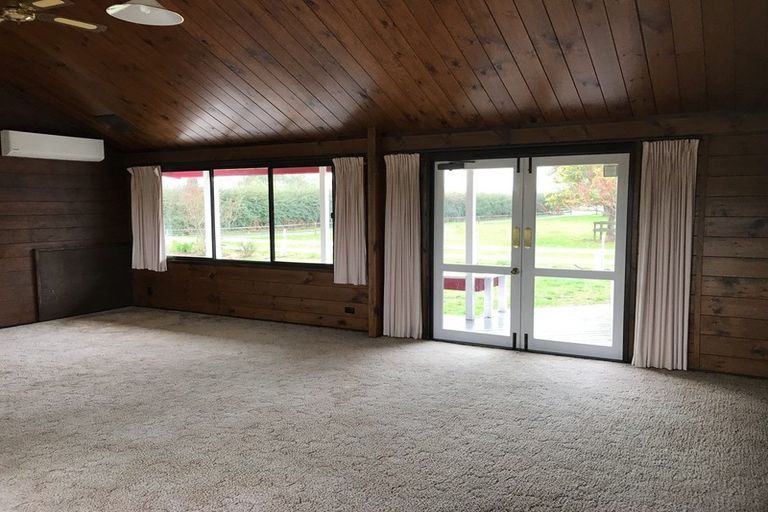 Photo of property in 115 Victoria Road, Cambridge, 3493